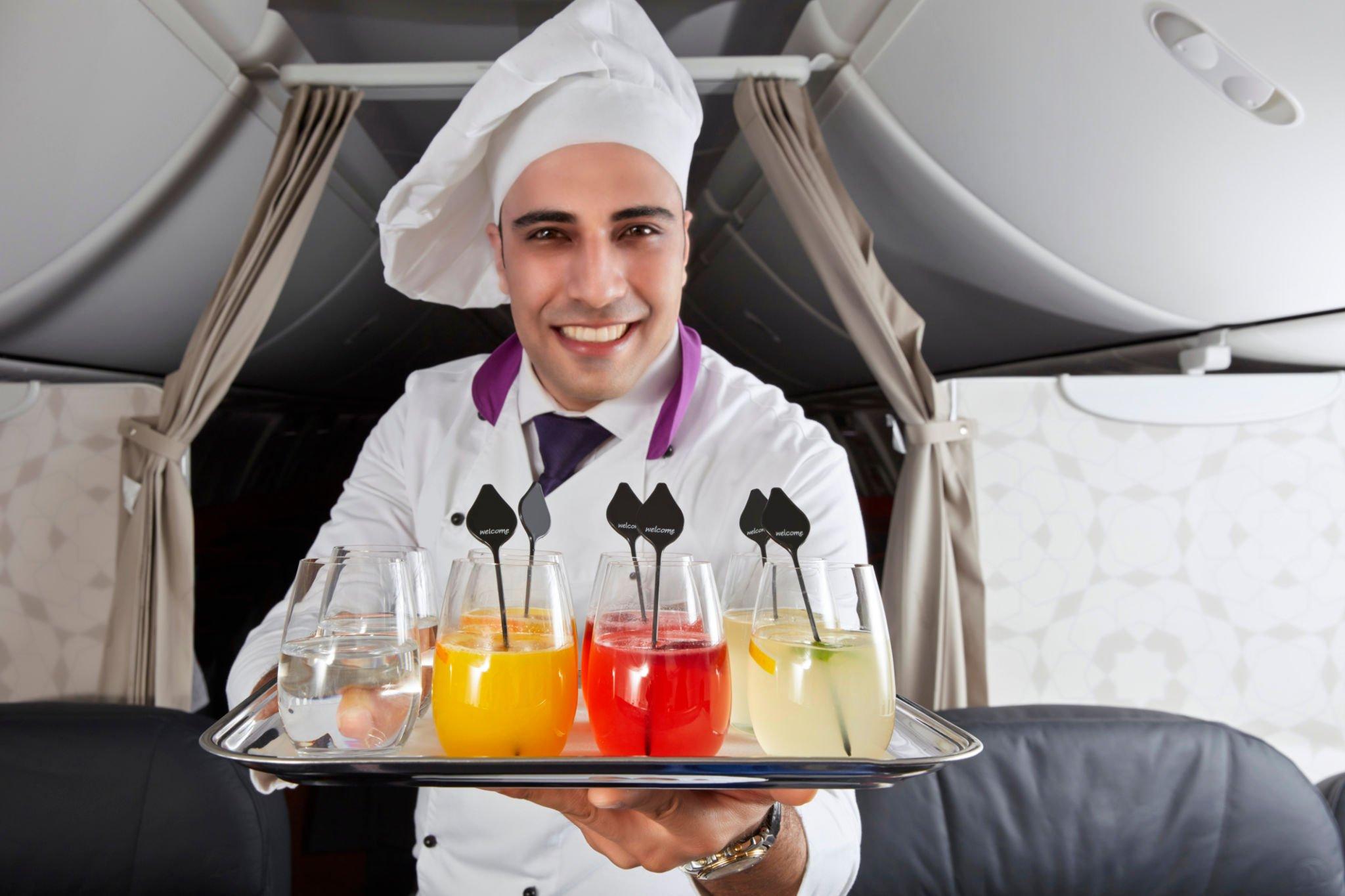 Dining Delights in the Sky: Indulge in Exquisite Inflight Meals – Fly