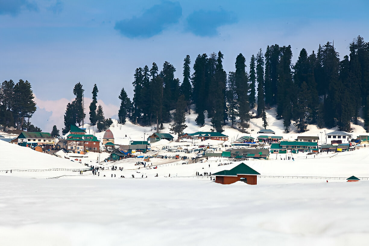 srinagar airport, kashmir airport,private jet to and from srinagar,kashmir with fly avcare