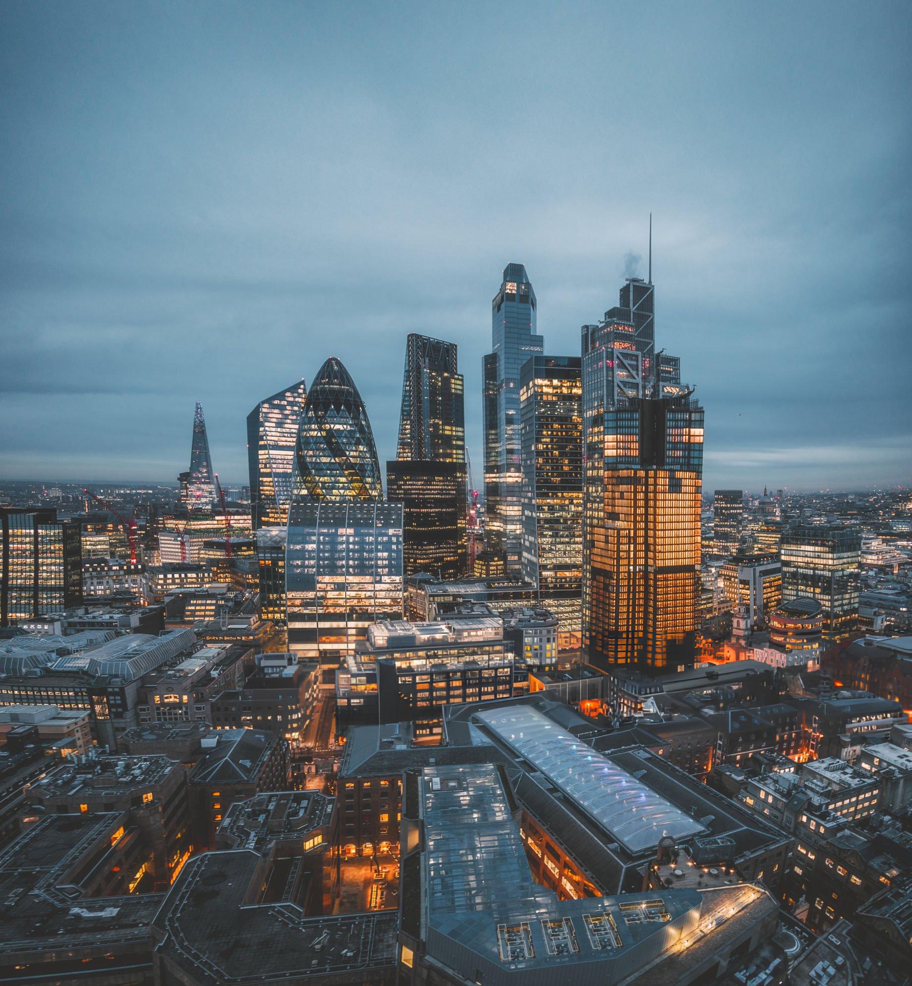 london city, private jet, air charter, fly avcare